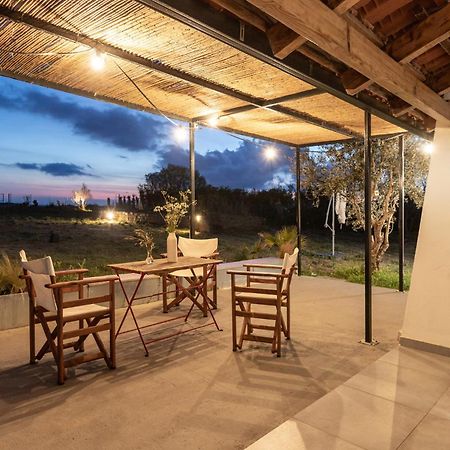 קאטאקולון House On The Sand Close To Olympia מראה חיצוני תמונה